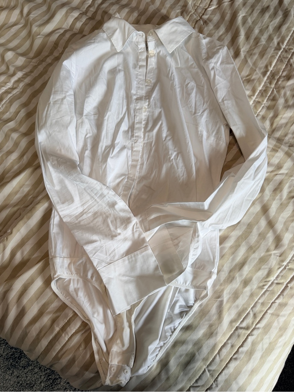 VENUS White Collared Shirt with Label Detail